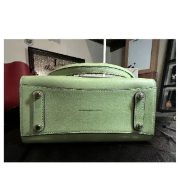 COACH 1941 Pistachio Green Rogue 25 - Picture 4 of 10